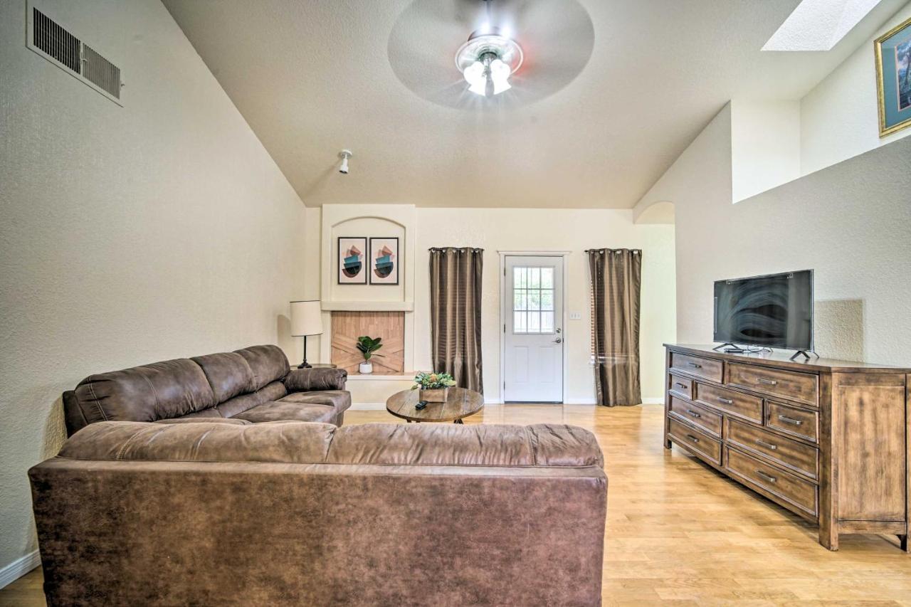 Convenient Las Cruces Home With Patio And Grill! Eksteriør bilde
